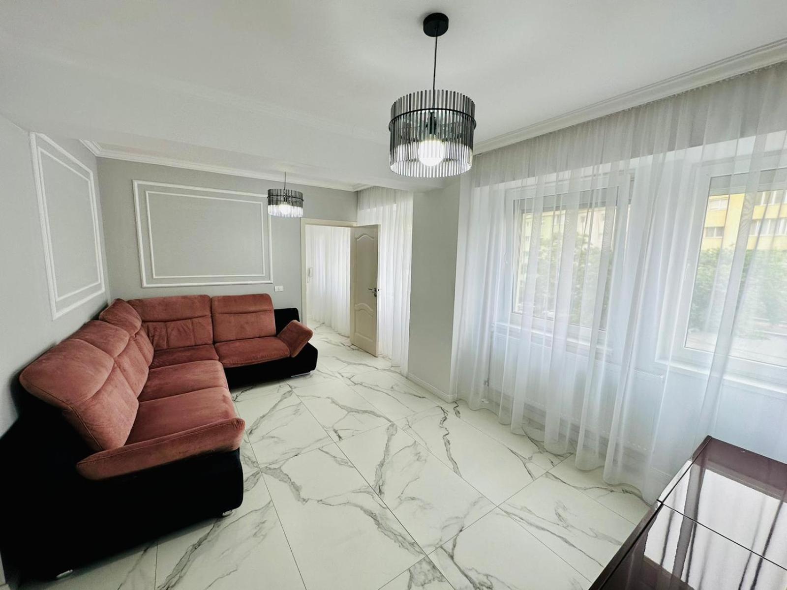 Sofiapartment Oradea Exteriör bild